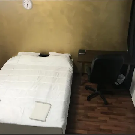 Private Guest Quarto em Acomodações Particulares Kirkkonummi
